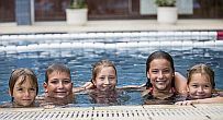 Hotel Annabella - Lago Balaton - piscina per nuotare - albergo 3 stelle a Balatonfured