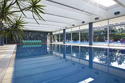 Hotel Annabella - albergo a 3 stelle a Balatonfured - piscina coperta per nuotare - Balatonfured