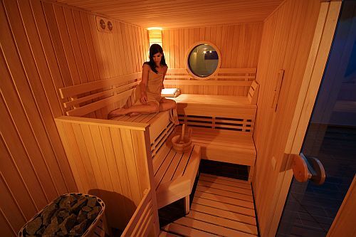 Alloggio poco costoso a Szekesfehervar - sauna all'Hotel Magyar Kiraly