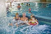 Piscina nel centro wellness - Club Tihany - club vacanze a 4 stelle - case per vacanza