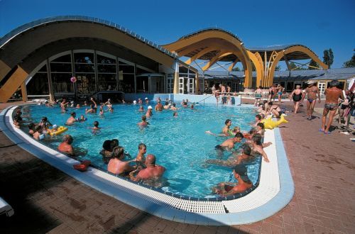 Piscine termali a Bukfurdo - bagni termali a Buk - acqua curativa di Bukfurdo - pacchetti di cure a Bukfurdo