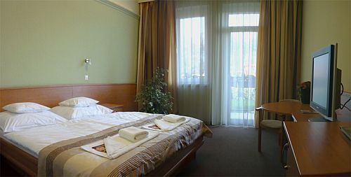 Granada Wellness Hotel Kecskemet - hotel di wellness a Kecskemet - hotel 3 stelle a Kecskemet