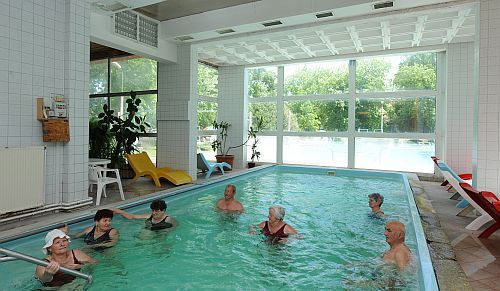 Piscina interna termale a Hajduszoboszlo - wellness weekend in Ungheria - Hotel Hoforras