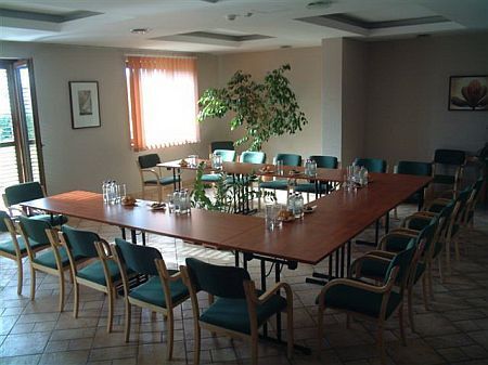 Sala meeting a Vecses all'hotel Stacio - hotel 4 stelle a Vecses