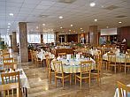 Ristorante a Heviz - Hunguest Hotel Helios offre pacchetti con mezza pensione incl.