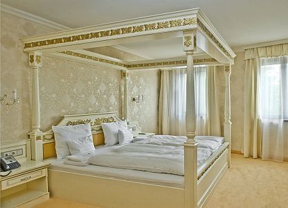Suite all'Hotel Obester - hotel a 4 stelle a Debrecen con servizi wellness